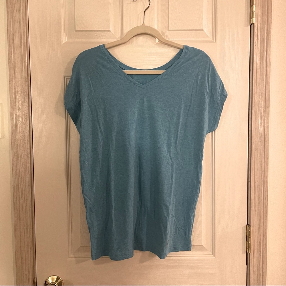 ON Running Active V-Neck T Flow